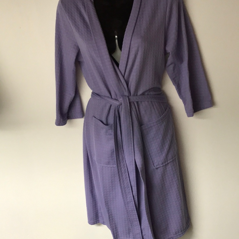 Women’s lightweight Robe